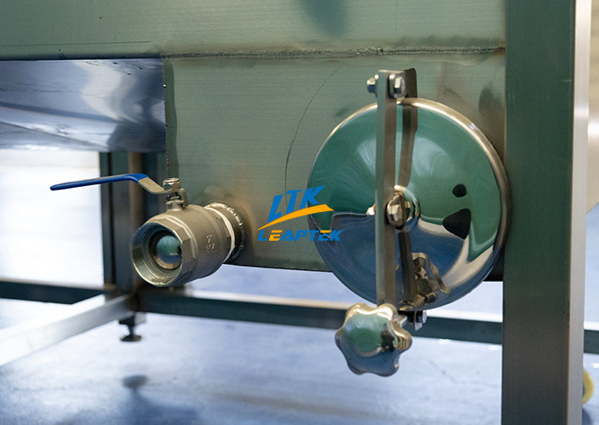 Bubble-Cleaning-Machine08