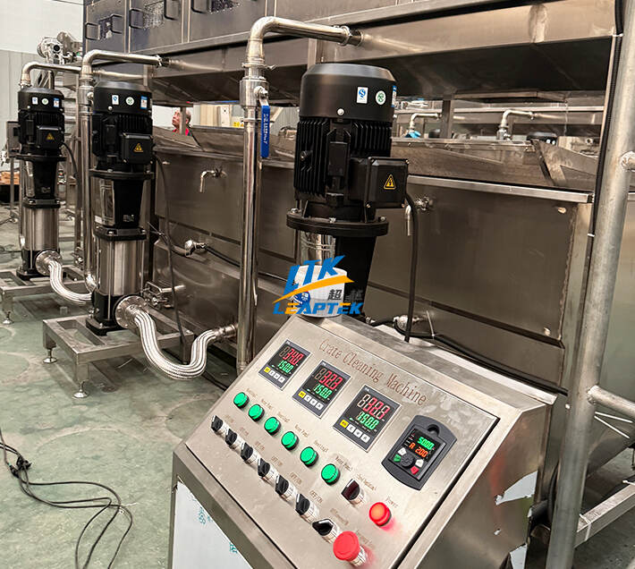 Crate-Cleaning-Machine03