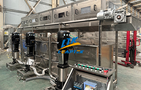 Crate-Cleaning-Machine04