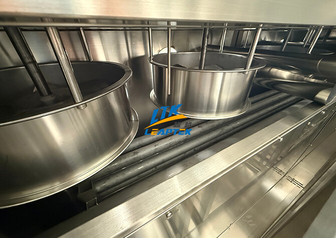 Hot-air-Drying-Oven08